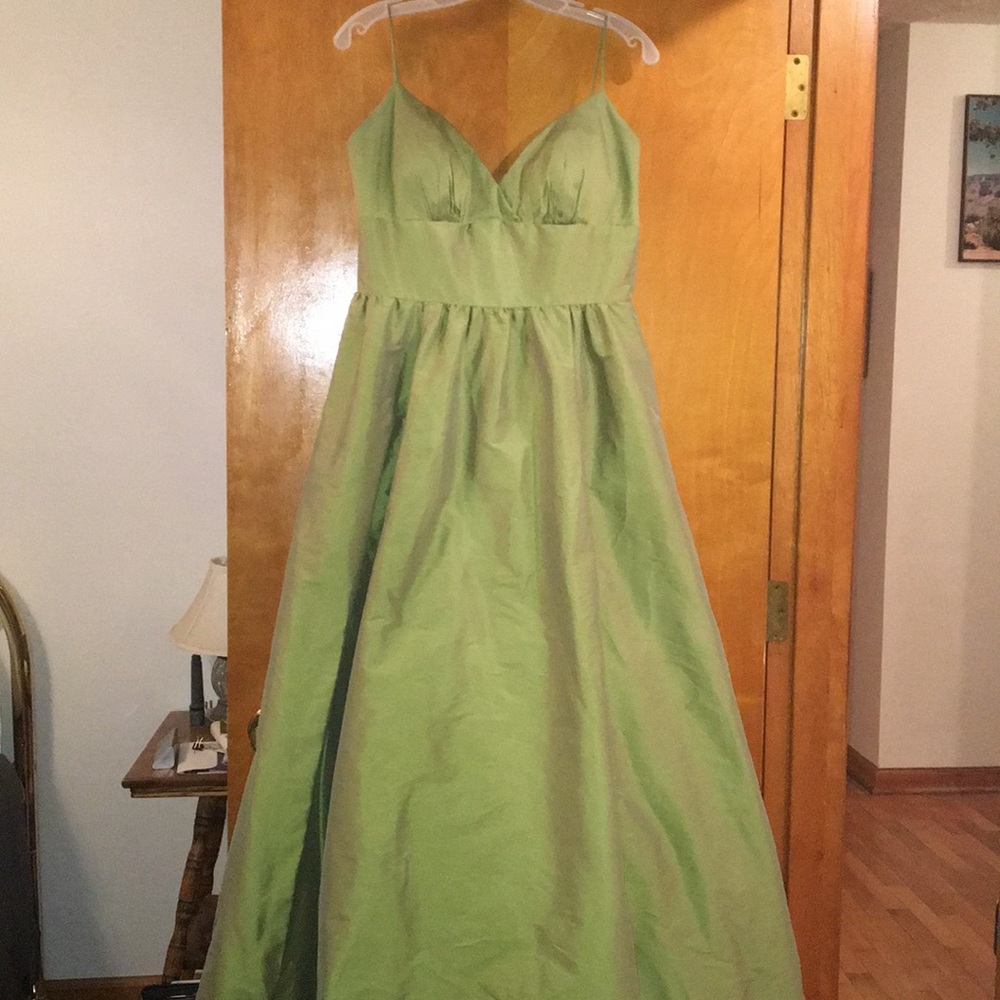 Spring green occasion dress